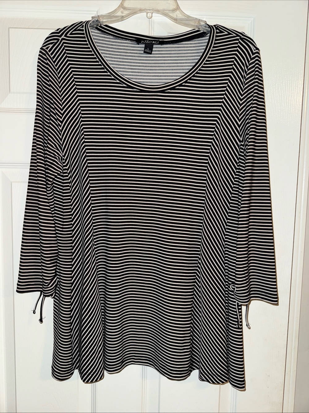 Roz & Ali Black and White Striped Scoop Neck Long Sleeve Tee with Cuff Ties